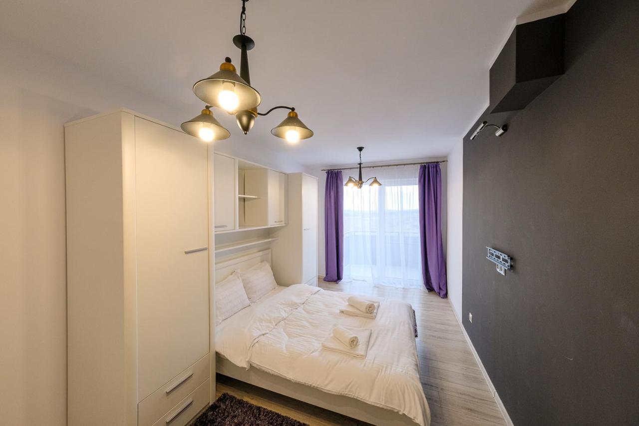 Grand Park Turquoise Iulius Mall Apartment Cluj-Napoca Exterior photo